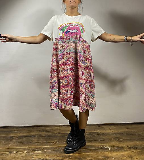 Boho šaty s Nirvánou