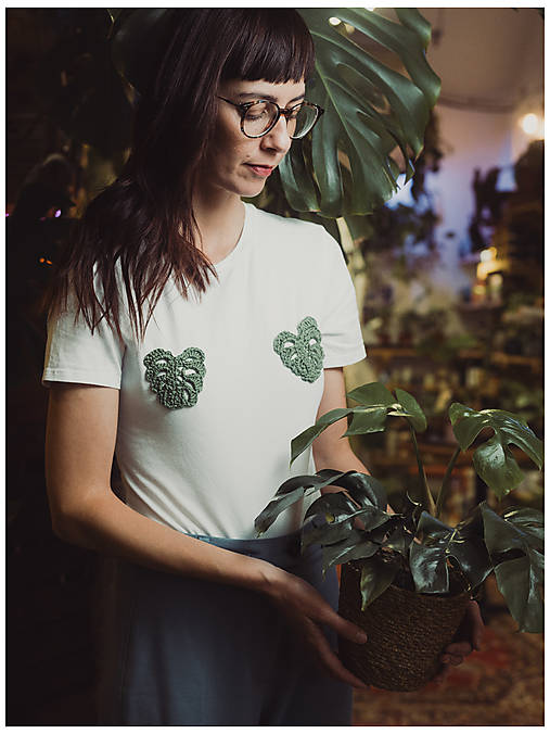 Topy, tričká, tielka - MONSTERA MUSE upcyklované body - 18047533_