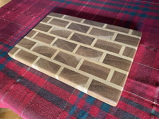 Príbory, varešky, pomôcky - Endgrain denko Tehlový múr - 18048973_