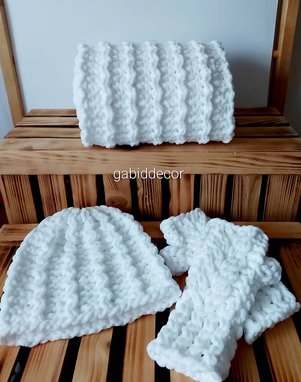 Jemnučká a ľahká dámska/dievčenská/detká zimná súprava (aj samostatne)