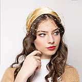 Ozdoby do vlasov - Spoločenský klobúčik s drapovaným hodvábom v retro štýle, elegantná široká čelenka z hodvábu na svadbu, príležitosti - 18051334_