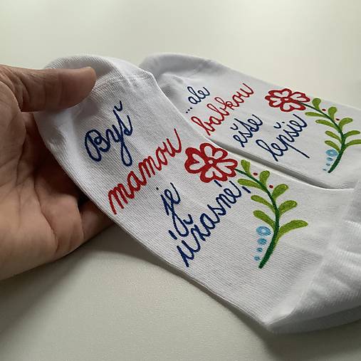 Maľované ponožky pre šťastnú mamu a babku (folk)