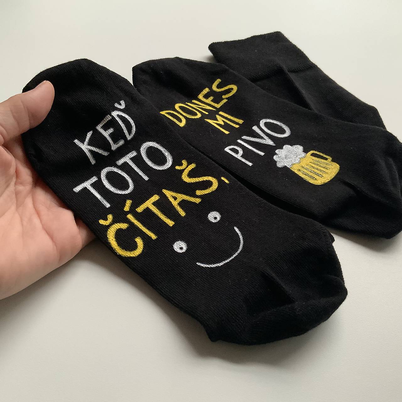 Maľované ponožky pre milovníka piva (tmavomodré - SK verzia)