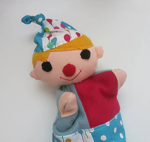 Maňuška pajác s cinkajúcou čiapkou (s balónikovými gaťami)