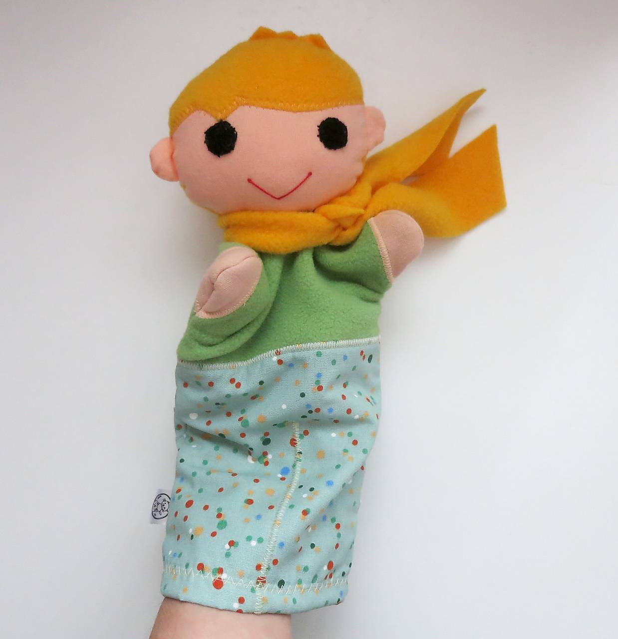 Maňuška Malý princ - v nohaviciach s farebnými bodkami