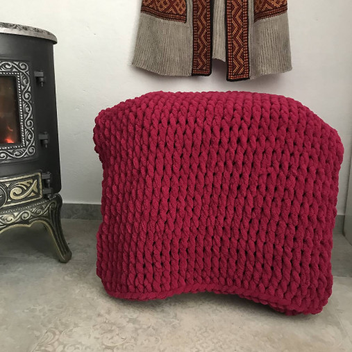 IHNEĎ SKLADOM! 162x110 cm, PUFFY deka, mäkučká, hrejivá, hebká (vínová červená)