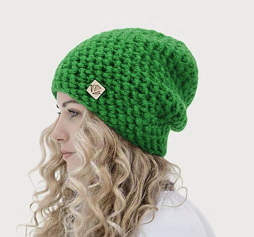 Čiapky, čelenky, klobúky - Čarovná zima - ručne háčkovaná čiapka bez žmolkov (Zelená) - 18058412_