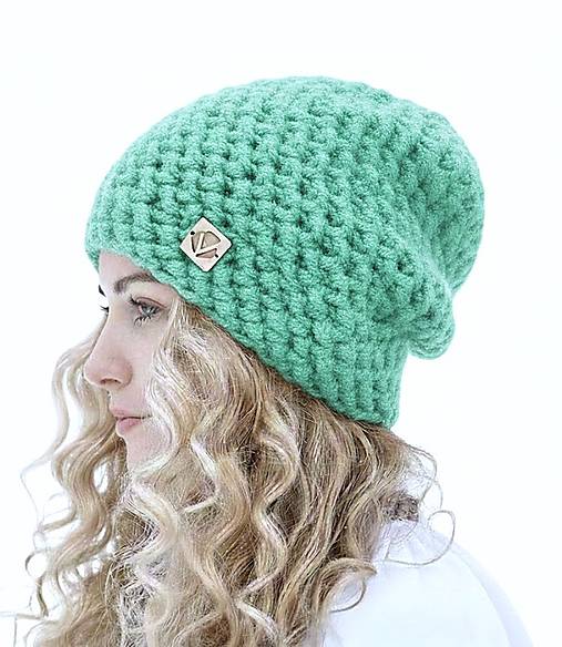 Čiapky, čelenky, klobúky - Čarovná zima - ručne háčkovaná čiapka bez žmolkov (Mentolová) - 18059456_