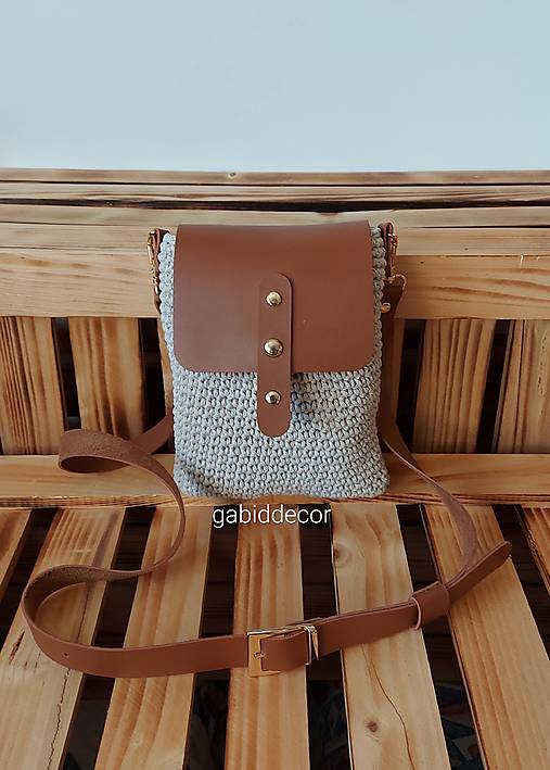 Malá kabelka/taštička z kvalitných bavlnených šnúr