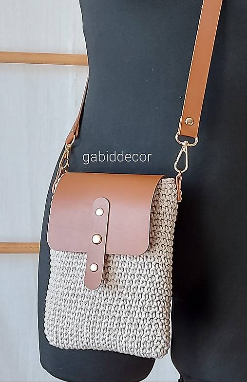 Malá kabelka/taštička z kvalitných bavlnených šnúr