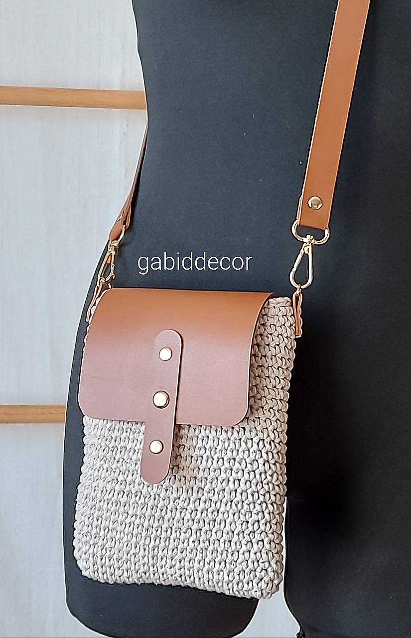 Malá kabelka/taštička z kvalitných bavlnených šnúr