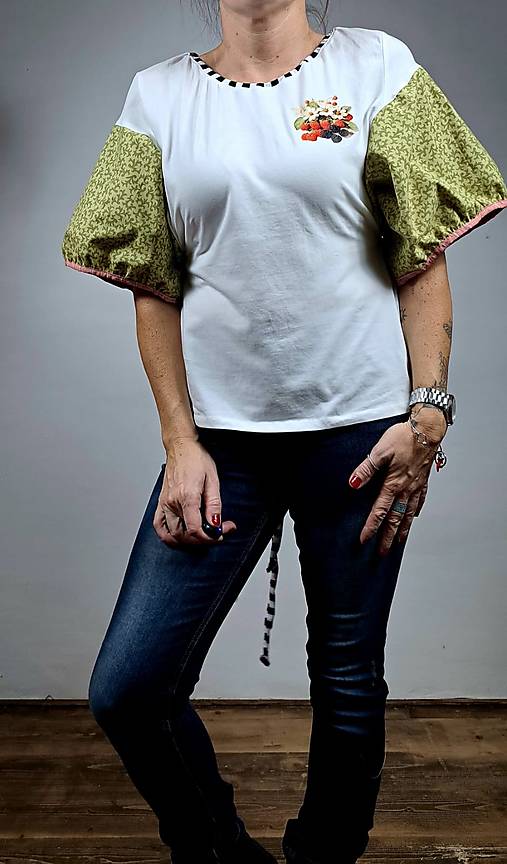 Tričko 🍓 a balónové rukávy