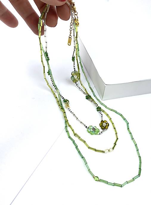 Korálkový náhrdelník zelený