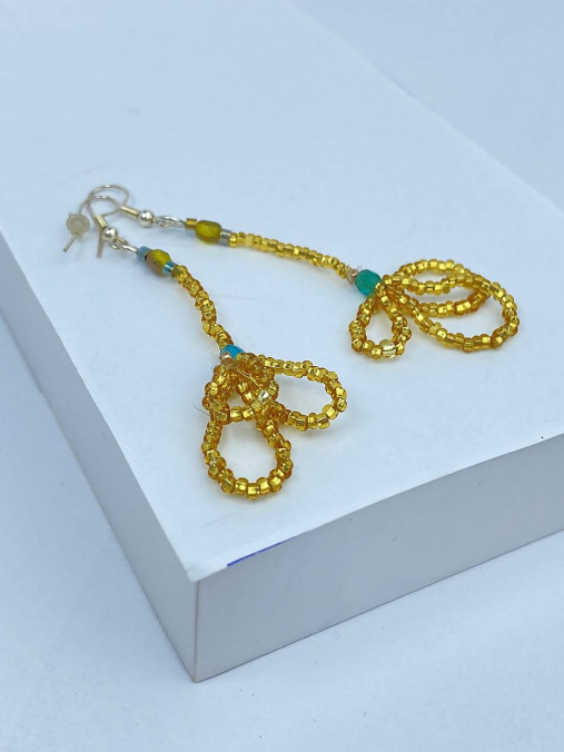 Náušnice visací dlouhé korálkové