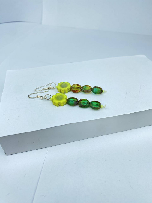 Náušnice visací dlouhé korálkové