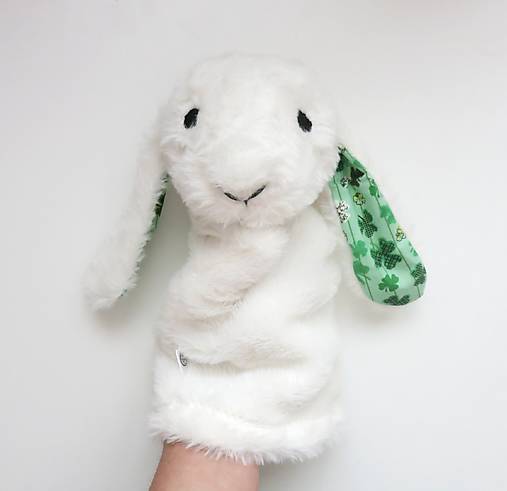 Maňuška zajko huňatý (Biely s ďatelinkovými uškami)