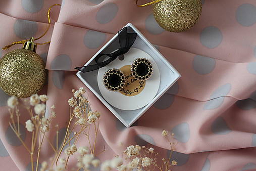 Decentná elegancia napichovacie náušnice