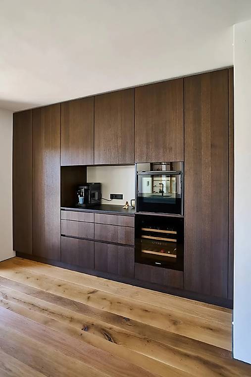 Nábytok - Moderná dubová kuchyňa - 18062306_