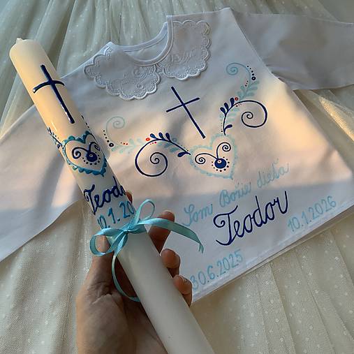 Krstná košieľka a svieca na krst ručne maľovaná ľudovoladená (odtiene modrej)