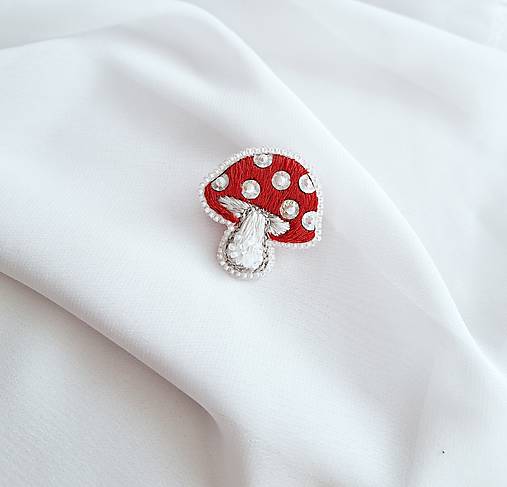 Brošne - Brošňa MUCHOTRÁVKA - 18065720_