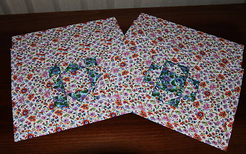 Úžitkový textil - Patchworkové obrusy a prestieranie (2.prestieranie) - 18066342_