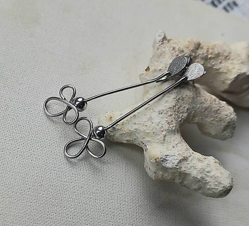 Náušnice - Trojlístok chirurgická oceľ - 18067837_