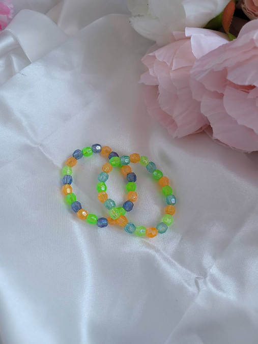 Detské doplnky - Detské farebné náramky imitácia sklenených korálok - 18067426_