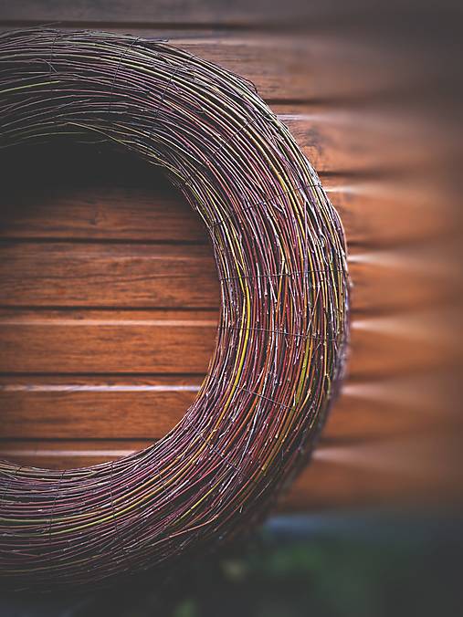 Dekorácie - Veniec z vŕbového prútia (90 cm) - 18068925_