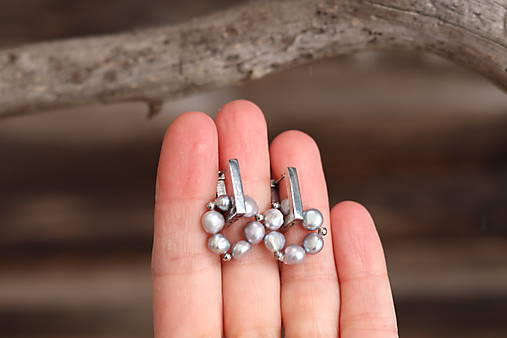 Perlové náušnice grey