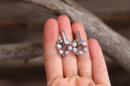 Perlové náušnice grey