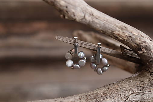 Perlové náušnice grey