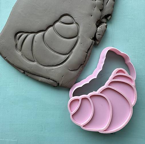 Príbory, varešky, pomôcky - Vykrajovátka a pečiatky – Croisant - 18076712_