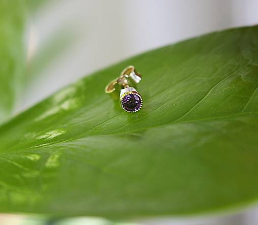 Náušnice - Zlatá mini náušnica fialová - 3mm 1ks - 18076362_