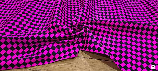 Textil - Bavlna režná -Kocky ružovo čierne- cena za 10 centimetrov - 18077914_