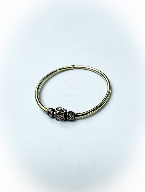 Zlatý 585/1000 prsteň kombinácia biele a žlté zlato