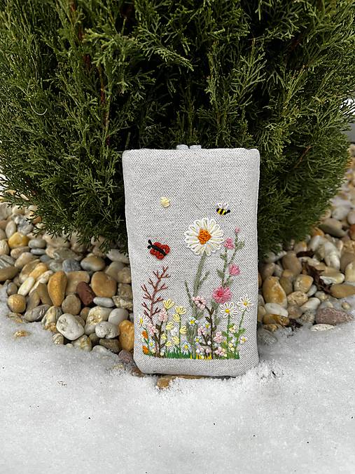 Taštičky - Vyšívané púzdro na okuliare - lúka - 18079299_