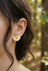 Náušnice - Margarétky stredné-napichovacie náušnice - 18078907_