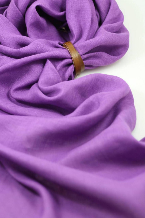 Dámska veľká ľanová šatka vo fialovej farbe – 100 % prírodný ľan, v darčekovej krabičke