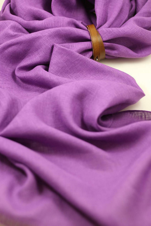 Dámska veľká ľanová šatka vo fialovej farbe – 100 % prírodný ľan, v darčekovej krabičke