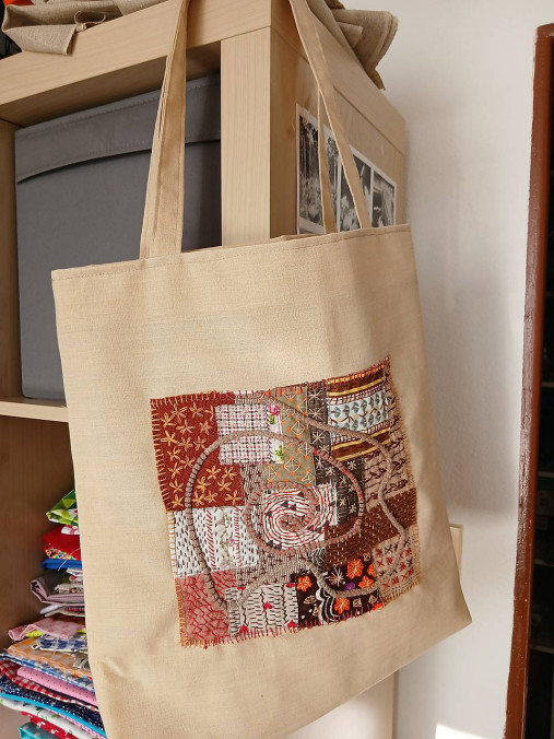Veľké tašky - Veľká ľanová taška s výšivkou SLOW STITCHING. - 18080808_