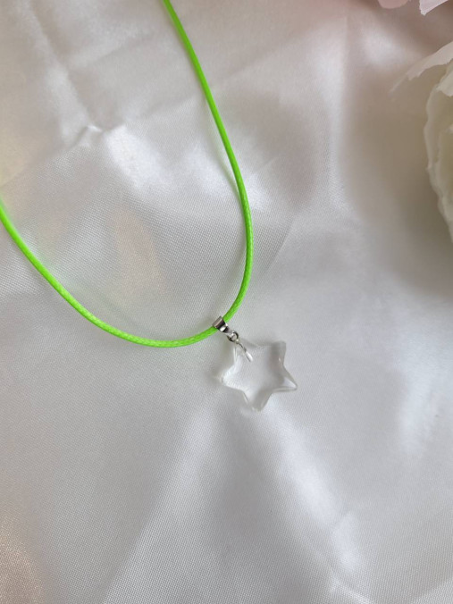 Detské doplnky - Náhrdleník na koženke hviezda (Priehľadná sklenená) - 18080950_