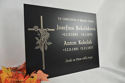 Tabuľky - Pamätná tabuľa na náhrobný kameň - s vlastným textom + ozdobným krížikom (50x40cm) - 18082293_