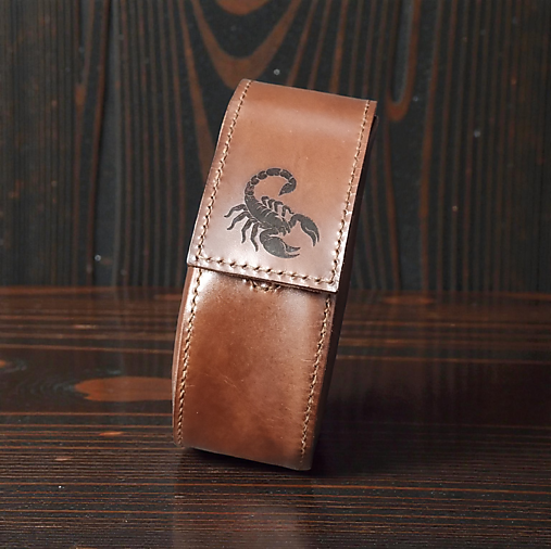 Kožené púzdro na okuliare