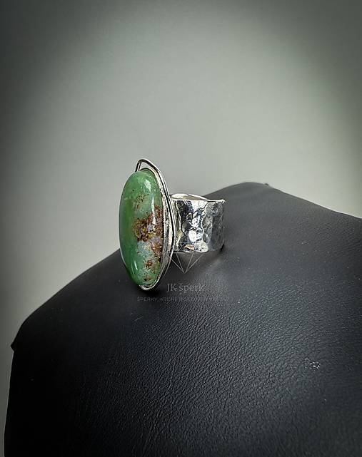 Strieborný 925/1000 prsteň s chryzoprasom