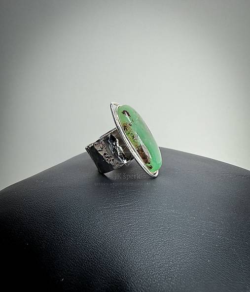 Strieborný 925/1000 prsteň s chryzoprasom