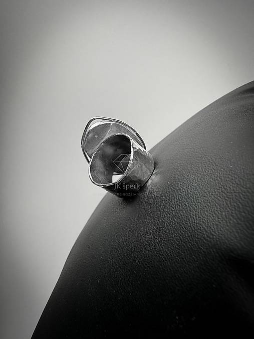 Strieborný 925/1000 prsteň s chryzoprasom