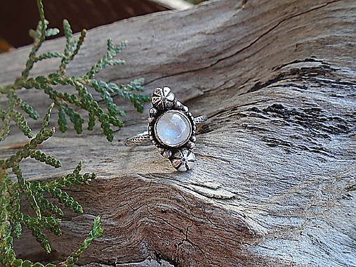 Strieborny prsteň Ag925 Marabella -Mesačný kameň