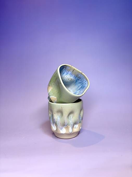 Asymetrický hrnček na kávu Glacier