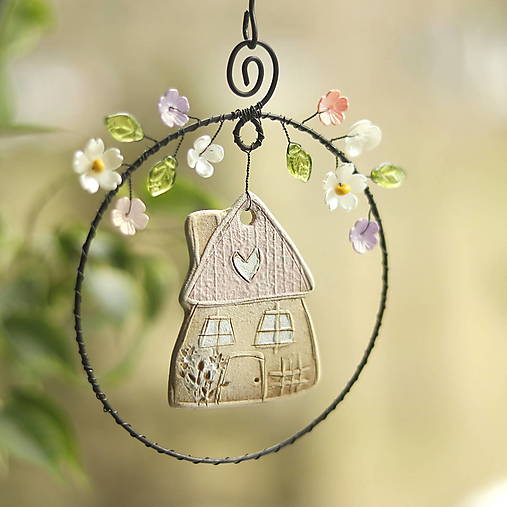 Dekorácie - rozkvitnutý jarný domček - 18086581_