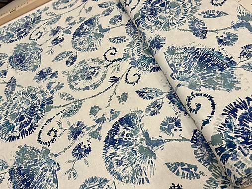 100% BAVLNA DEKOR /MODRÉ KVETINY